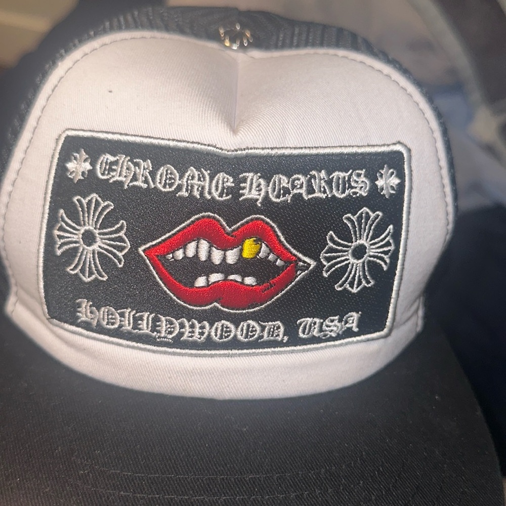 MENS CHROME HEART HAT